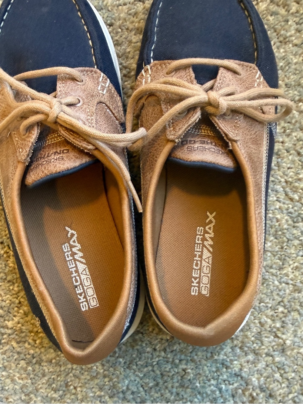 Skechers light weight goga max navy boat shoes women’s size 8.5 - Picture 5 of 7